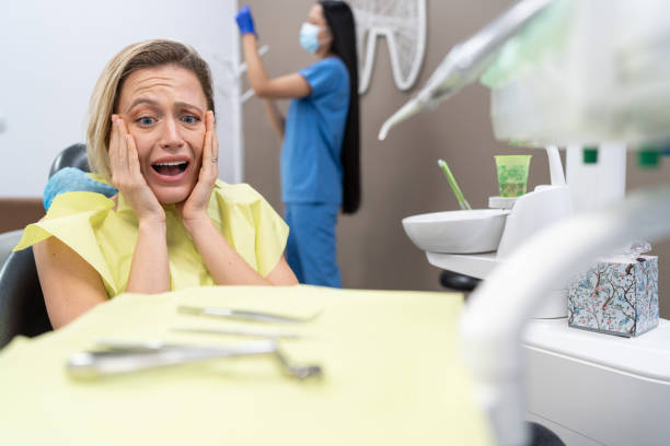 Best Broken Tooth Emergency  in Coto De Za, CA
